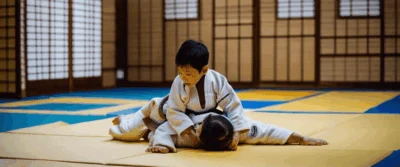 Judo éveil : développer l’enfant grâce au tatami
